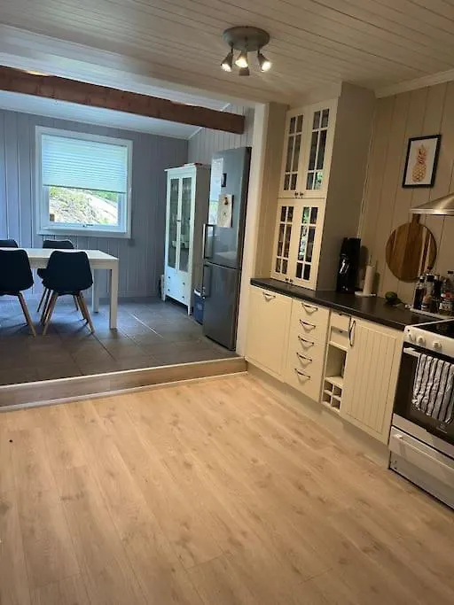 Apartamento Hus Sentralt I Fyllingsdalen Bergen Noruega